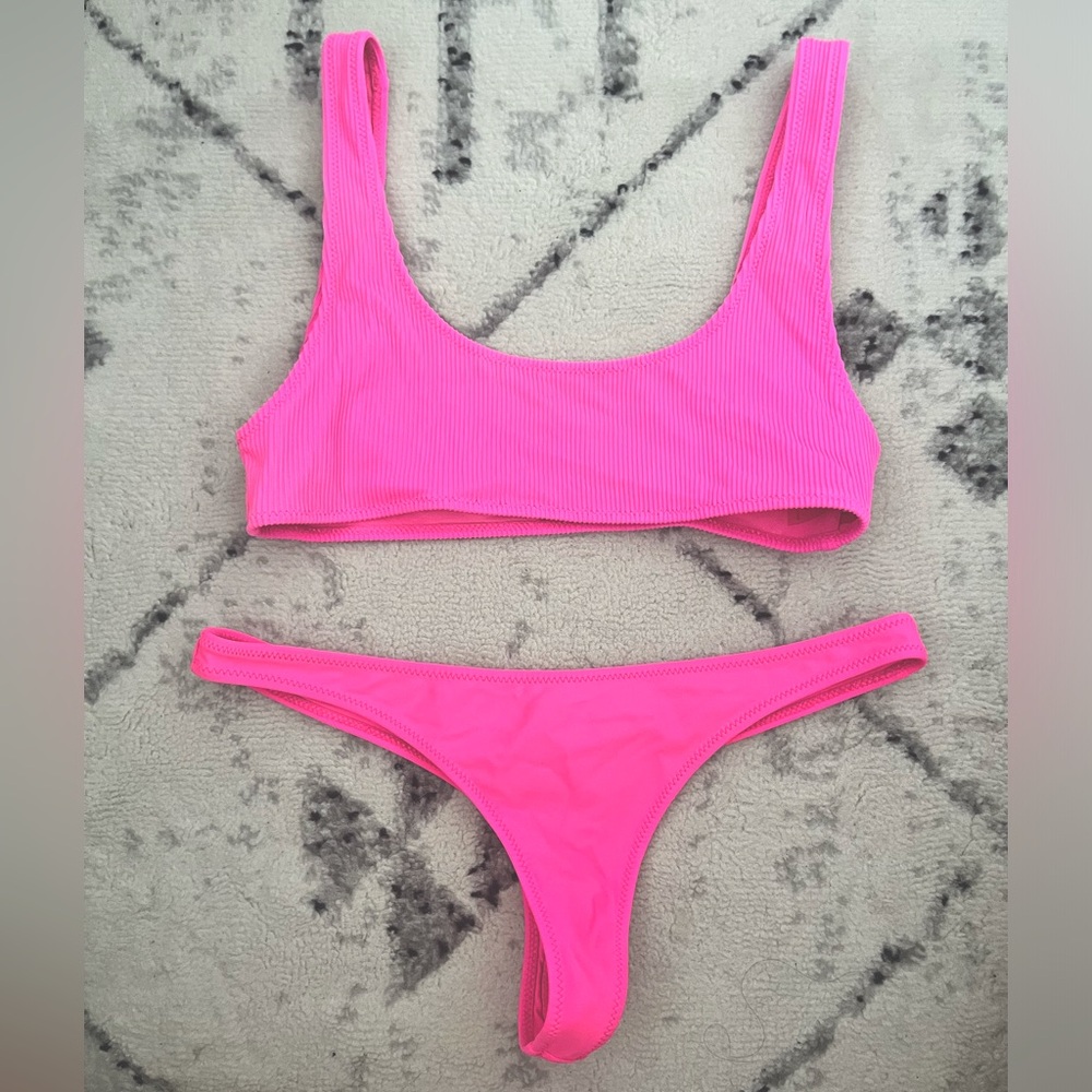 White Fox Boutique Bikini Pink Small